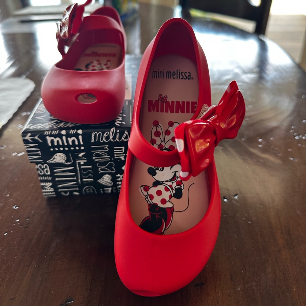 Kids Ultragirl+Minnie  Bow peep toe shoes, red , size 10 NIB